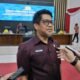 Wakil Ketua DPRD Gowa, Hasrul Abdul Rajab saat konfirmasi usai Rapat Paripurna diskors, (Foto/TerasKota).