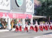 100 Pelajar Barru Kobarkan Semangat HUT ke-81 RI Lewat Gerak Jalan Indah