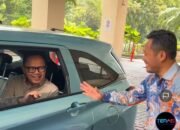 Wamendagri Bima Arya Naik Taksi Hadiri Rakernas ADKASI 2026 di Hotel Borobudur