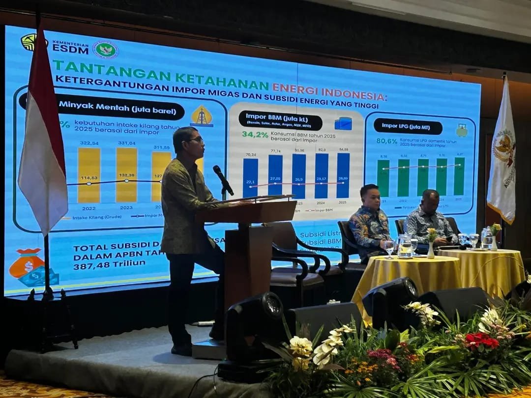 Sekjen Kementerian Energi dan Sumber Daya Mineral (ESDM) Dadan Kusdiana dalam Rakernas Asosiasi DPRD Kabupaten Seluruh Indonesia (ADKASI) 2026 di Hotel Borobudur, Jakarta,