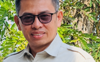 BEBAS AKTIF MENGHADAPI KRISIS ENERGI GLOBAL
