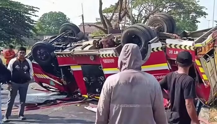 Kecelakaan Tunggal di Pangkep, Dua Personel Damkar Gugur Saat Tugas