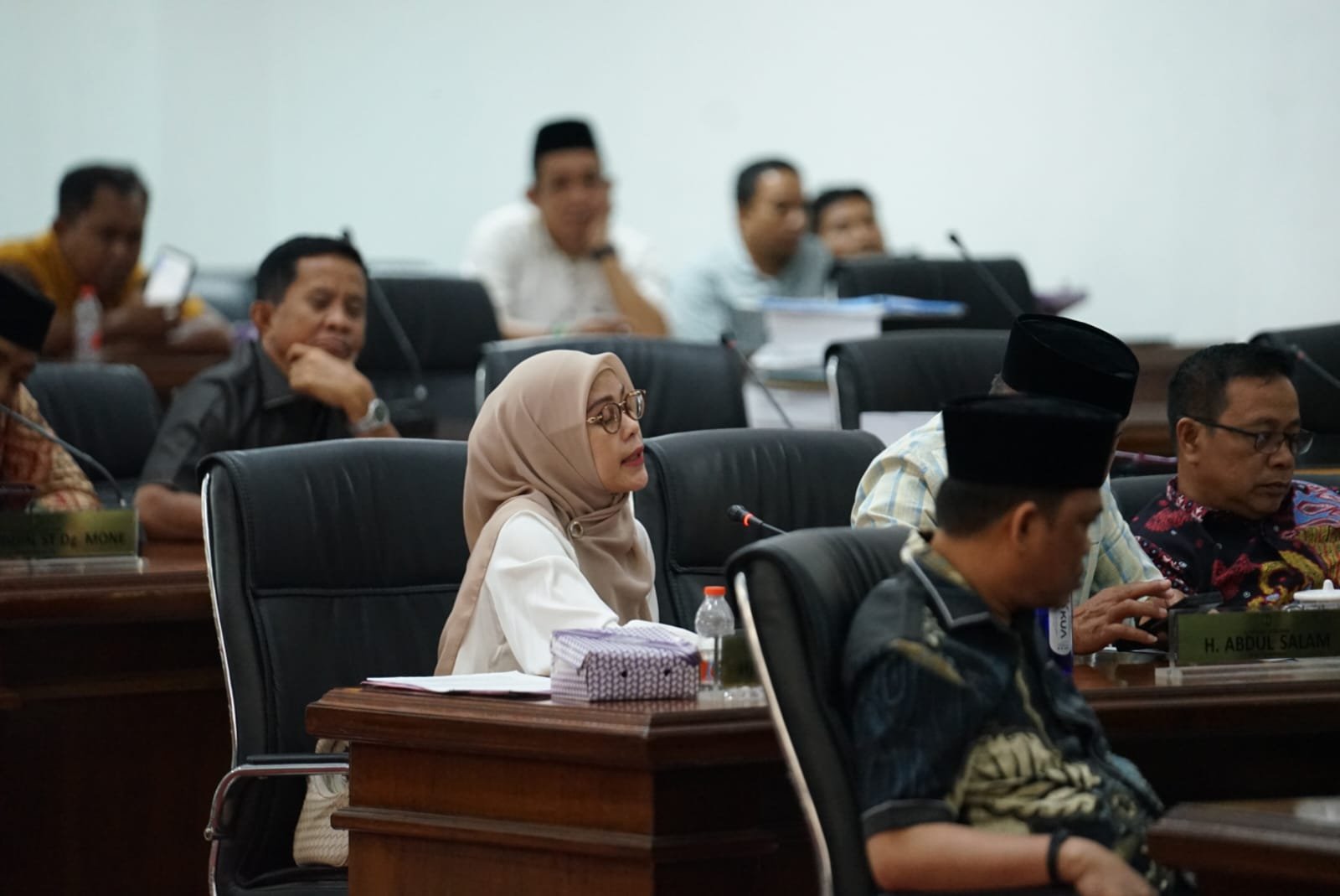 Anggota DPRD Gowa Risqia Hijaz di Rapat Kerja Gabungan Komisi I, II, III, dan IV DPRD Kabupaten Gowa, Jumat (4/9/2026).