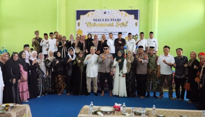 Maulid SMPN 1 Bajeng, Kapolresta Gowa Ajak Siswa Teladani Rasul