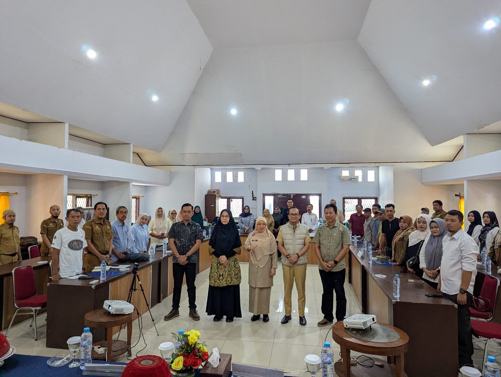 Penyusunan materi teknis dan rancangan peraturan kepala daerah tentang RDTR Kecamatan Bungoro berlangsung di Aula Mattapa, Jalan Poros Makassar-Parepare, Kelurahan Samalewa, Kecamatan Bungoro, Kabupaten Pangkep, Selasa (15/9/2026).