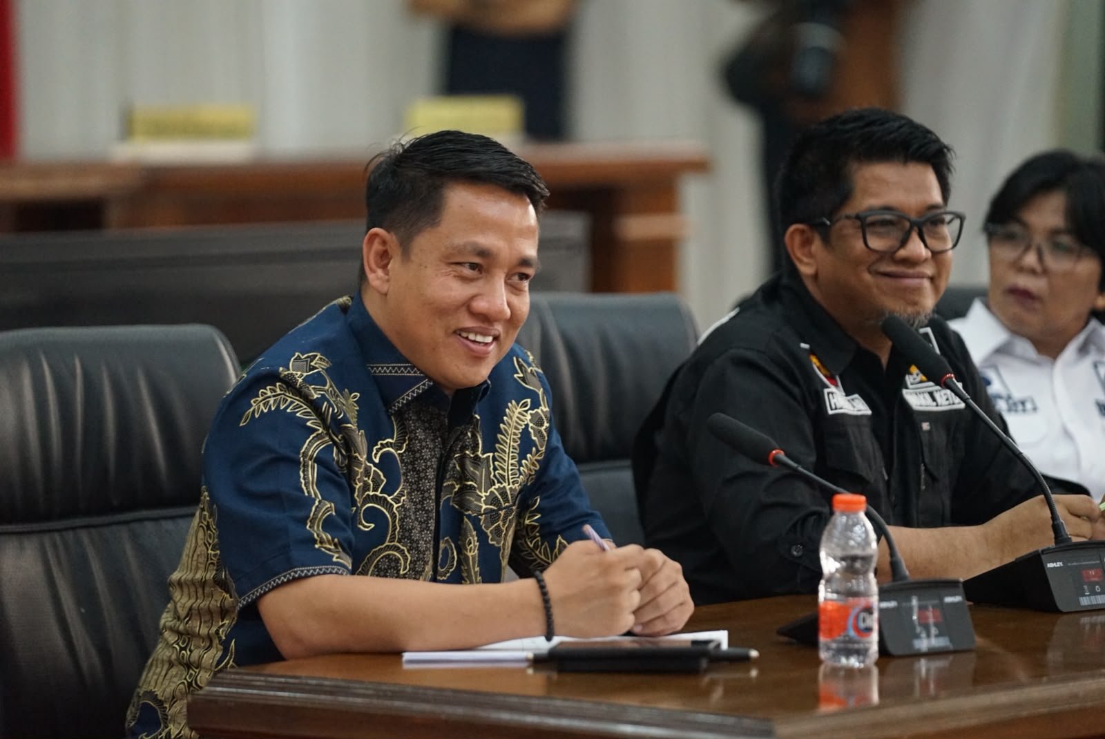 Wakil Ketua DPRD Gowa, Taufik Surullah, S.IP., yang juga Ketua DPD PAN Kabupaten Gowa, menanggapi Putusan MA Nomor 1 P/UP/2026 dan meminta polemik HMP diakhiri sembari menunggu proses selanjutnya di Kemendagri, (Foto/TerasKota).