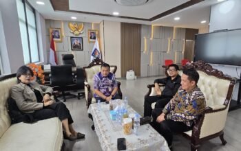 Wakil Ketua DPRD Gowa Taufik Surullah bersama jajaran pimpinan DPRD Gowa melakukan koordinasi dengan pihak Kementerian Dalam Negeri (Kemendagri) di Jakarta, Kamis (8/10/2026), terkait tindak lanjut Putusan MA Nomor 1 P/UP/2026 dan proses administrasi pemberhentian Bupati Gowa, (foto.dok).