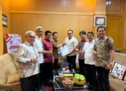 FOTO : Wakil Ketua DPRD Gowa, Taufik Surullah dan Hasrul Abdul Rajab bersama sejumlah pimpinan fraksi DPRD Gowa dalam agenda tindak lanjut keputusan Mendagri terkait pemberhentian Bupati Gowa dan penunjukan Plt. Bupati Gowa.