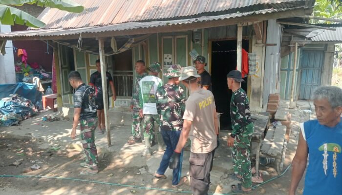 Senyum Haru Pak Syahrir Saksikan Awal Bedah Rumahnya di Kec. Bontonompo